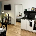 Wohlfuehlwohnung Mit Dachterrasse Διαμέρισμα *